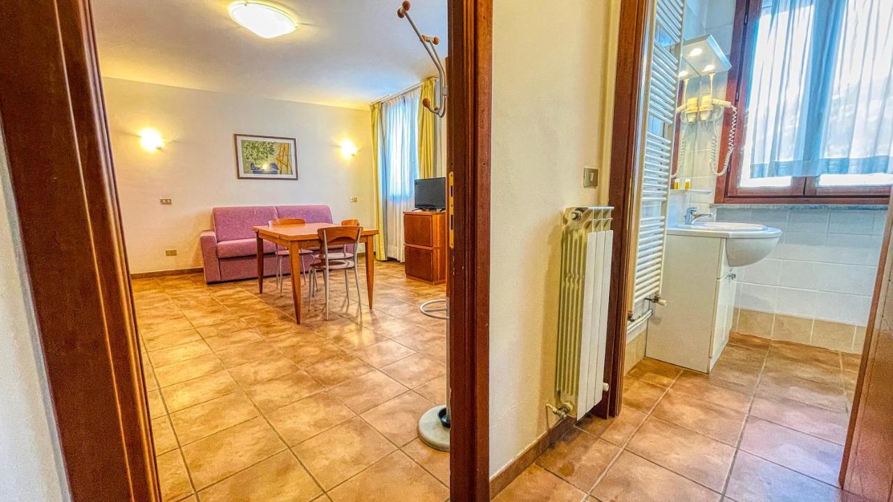 Appartamento Smith Erbaluce - Affitti Brevi Italia Bardonecchia Eksteriør billede
